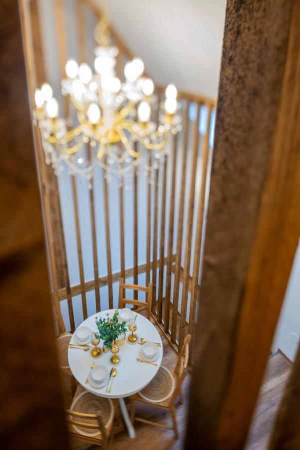Fernweh Haus Brasov Hotel ภายนอก รูปภาพ