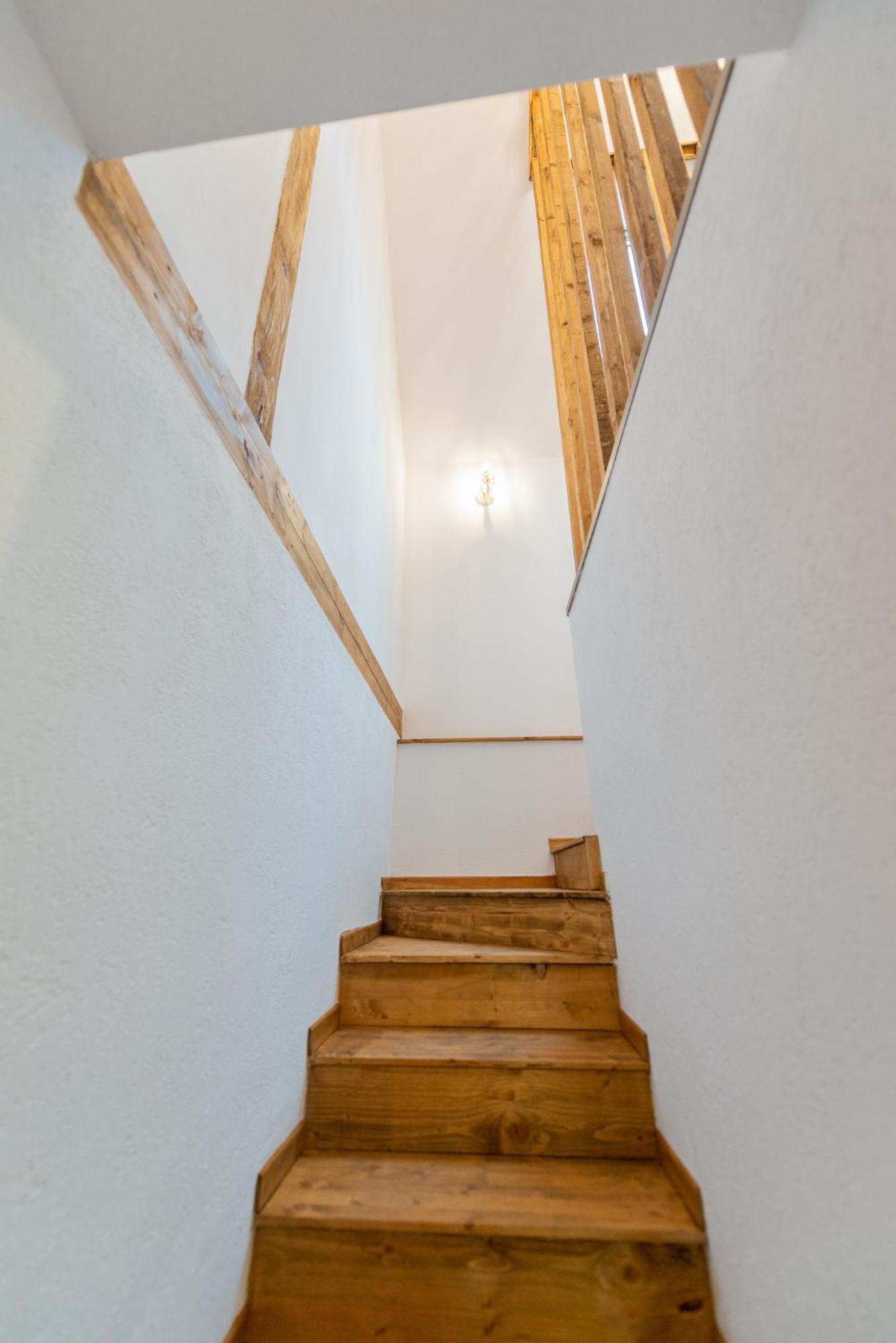 Fernweh Haus Brasov Hotel ภายนอก รูปภาพ
